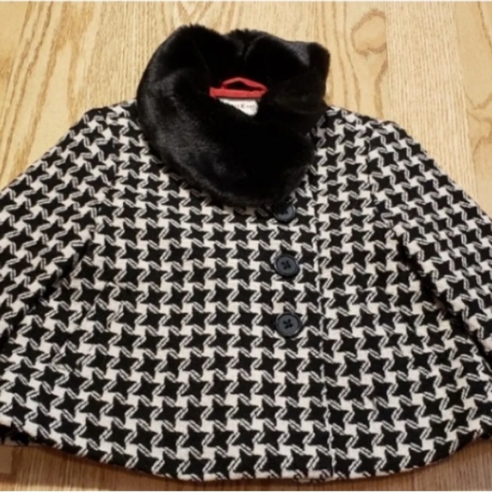 Janie And Jack Baby Coat Size: 6-12 Months vintage classy cute houndstooth